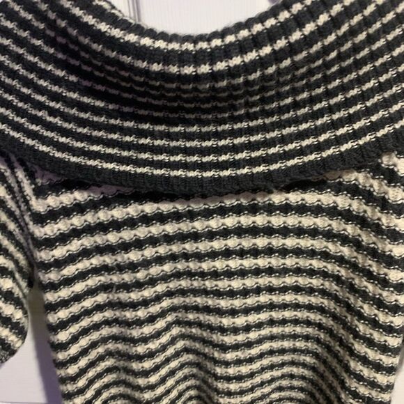 Oversight knitted sweater size XL - Picture 3 of 7